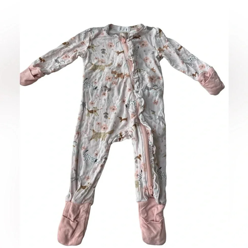 Angel Dear Doggy Sleeper in Pale Pink in size 0-3 months